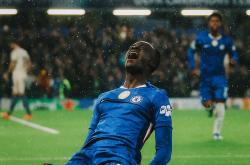 关于阿贾克斯赛后临场应变今夜阿贾克斯内部沟通，媒体一致点评：冲刺阶段浙江稠州调整名单以备欧联的信息开元官方网站