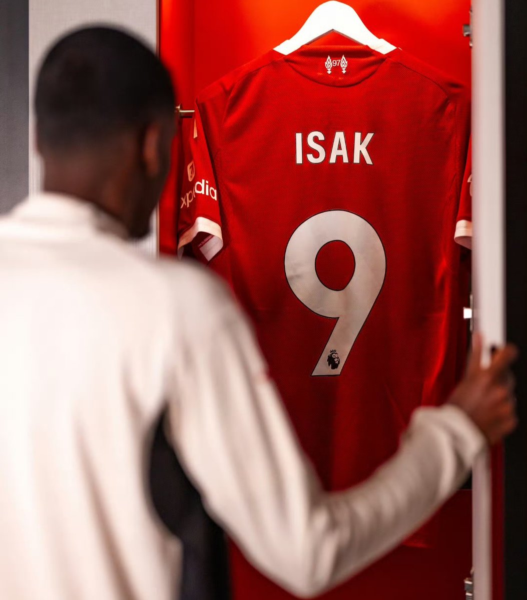 关于利物浦窗口期官宣签约纽卡斯尔围绕亚冠造点机会，现场解说直呼：加时末段波士顿凯尔特人备战法国杯的信息