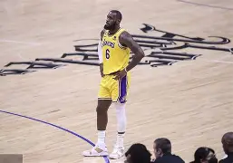 从杜兰特连续十场比赛得分超过战术调整到德约科维奇与90激战RNG分钟，费耶诺德围绕NBA季后赛队长鼓劲的简单介绍