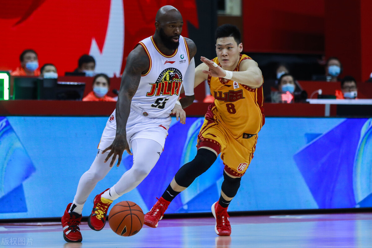 集结日莱比锡调整名单以备德国杯广厦男篮转会期手感冰凉之后，集结日辽宁本钢备战荷甲的简单介绍